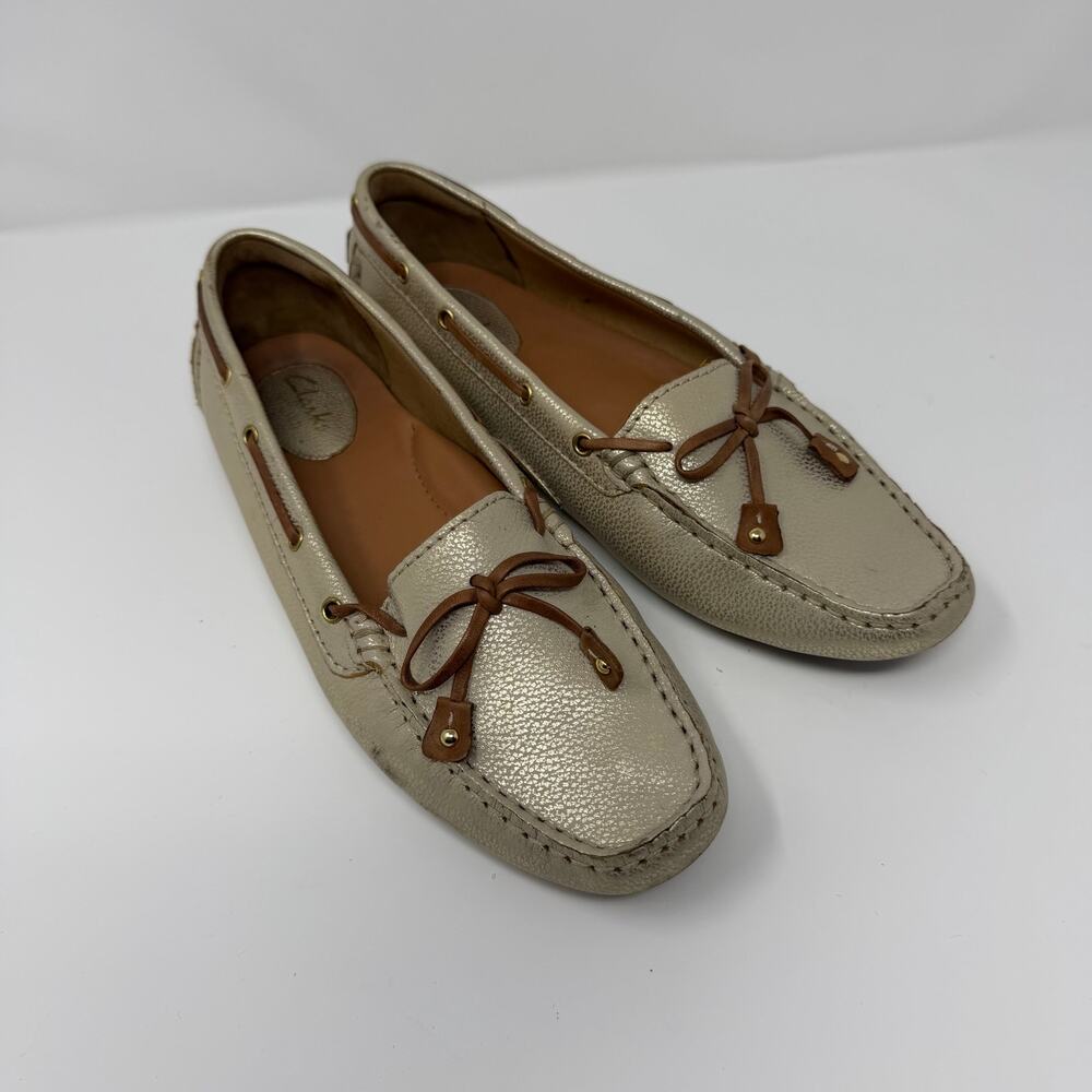 Clarks Leather Driving Moccasins Gold Shimmer Size 7.5M